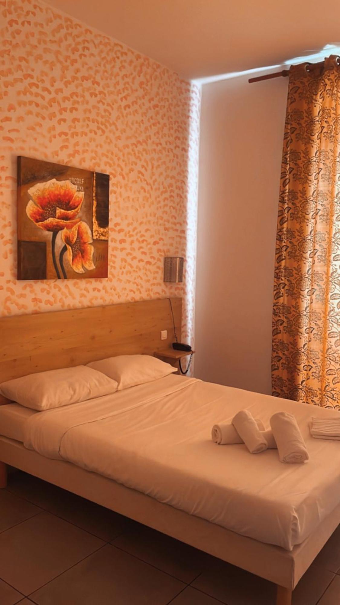 ริเวียรา โฮเต็ล Hotel บาสเตีย ภายนอก รูปภาพ